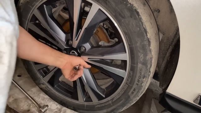 Как легко снять секретку с колеса, если потерялся ключ