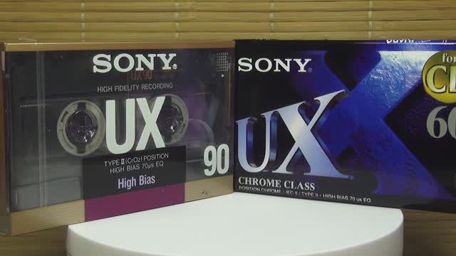 Две кассеты SONY UX. Между ними 10 лет. Пошло ли им это на пользу?