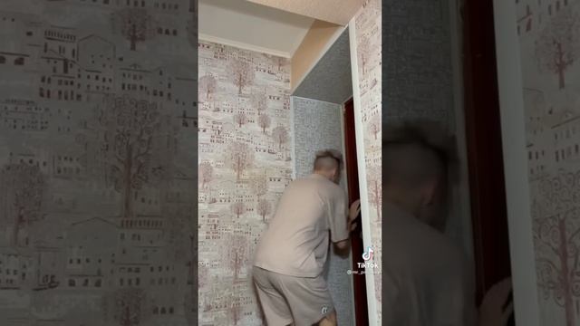 ПАУЛ ЛИБО ПРОСТО ПАША