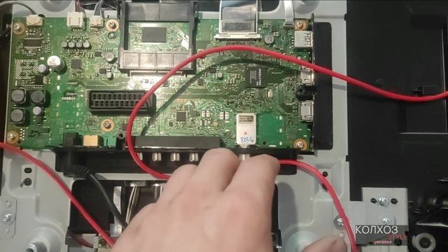 Sony KDL 40R483B. Мигает 6 раз, не включается, три раза пишет сони и все. С новой подсветкой.