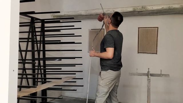 Подготовка помещения к покраске мебели