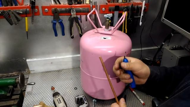 Балон из под фреона, переделываем для мноноразового использования