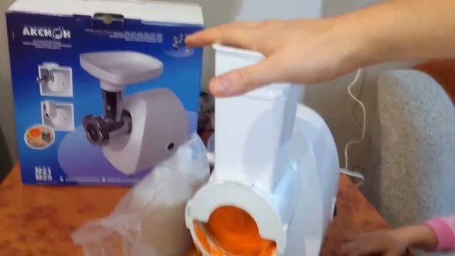 Электромясорубка "АКСИОН" тест овощной шинковки.