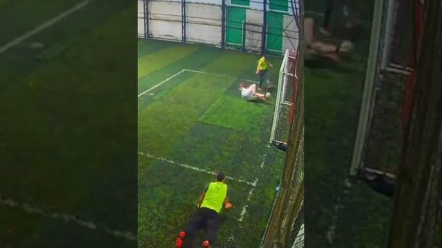 2_5228836693892673945.mp4