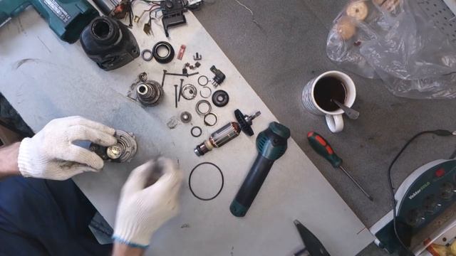 как разобрать перфоратор makita за 5 минут
#makita