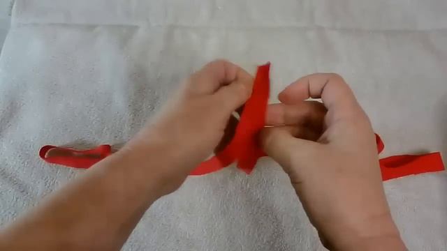 Соединение полосок ткани для вязания коврика