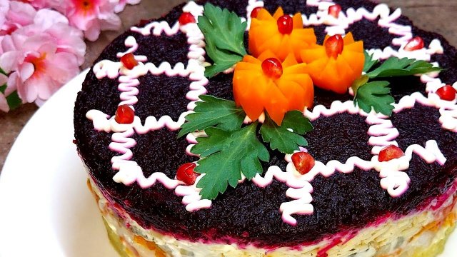Вкусный и Простой Салат на каждый день или на Праздничный Стол. Нежнейший Салат со Свеклой