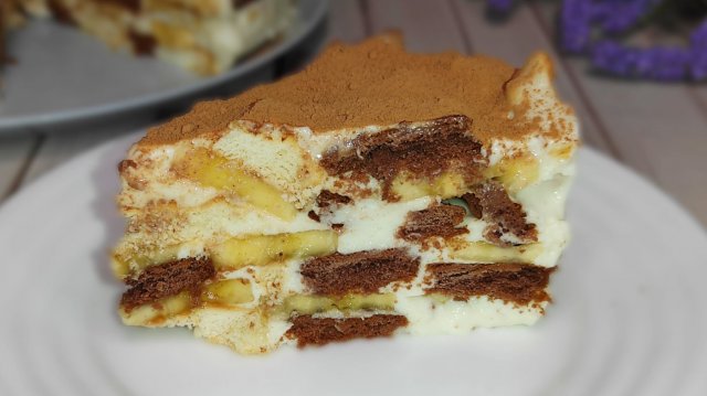 Торт БЕЗ ВЫПЕЧКИ за 5 МИНУТ! Из ПЕЧЕНЬЯ c бананом и сметанным КРЕМОМ! Если НЕТ ДУХОВКИ!