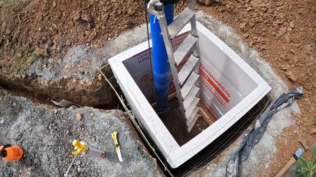 Простой и теплый кессон для скважины своими руками. Незамерзающий кессон. Часть 1.