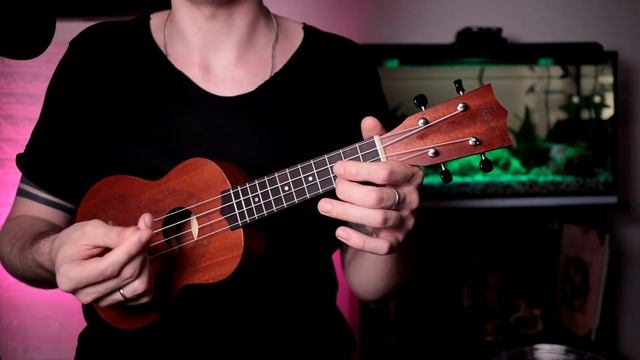 КАК ИГРАТЬ БОЙ НА УКУЛЕЛЕ!
