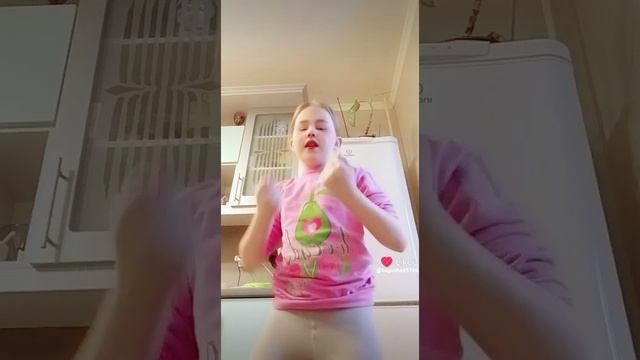 Like_7315750626887439846.mp4