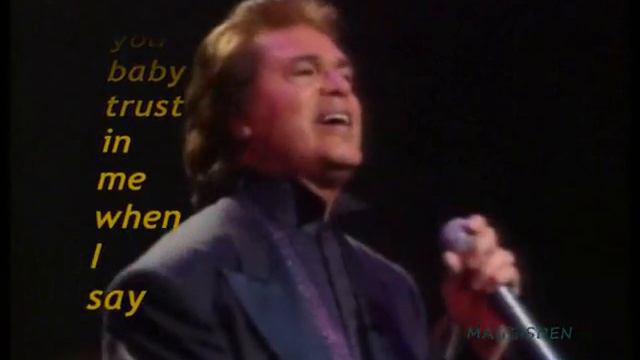 CAN'T TAKE MY EYES OFF YOU (LIVE WITH LYRICS)=ENGELBERT HUMPERDINCK