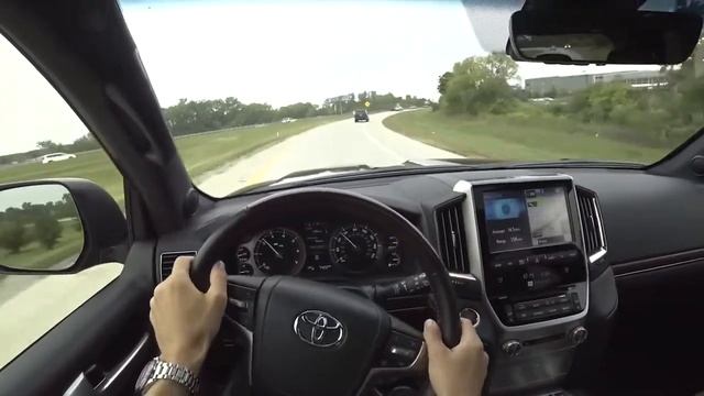 Toyota Land Cruiser 200 (2018)