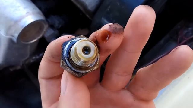 ЗАМЕНА датчика Давления МАСЛА ваз 2108, 2109, 21099,2110, 2111, 2112,2113,2114,2115