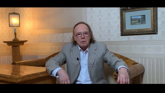 Эдвард Радзинский читает стихотворения