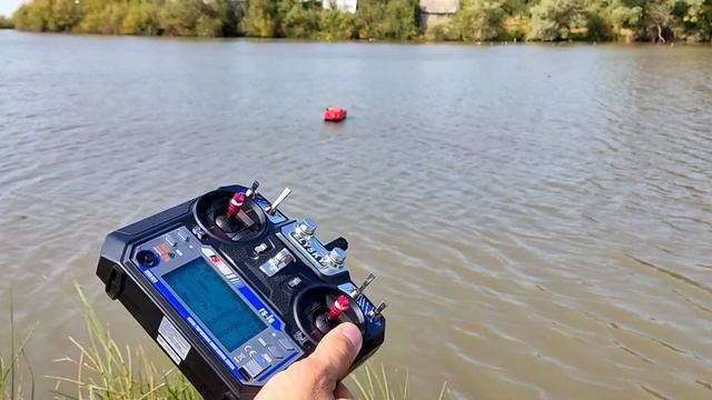 Видео инструкция по управлению  GPS автопилотом UNIBOAT для рыболовных корабликов