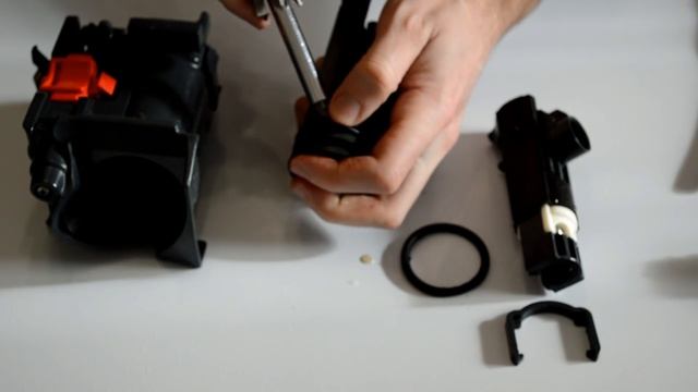 Очистка заварочного блока Delonghi