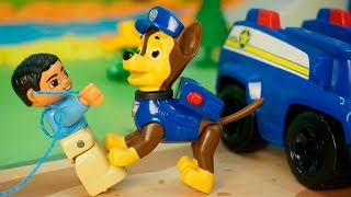 Видео про игрушки щенячий патруль новые серии - Браконьер. Щенячий патруль спасает зайчика..mp4