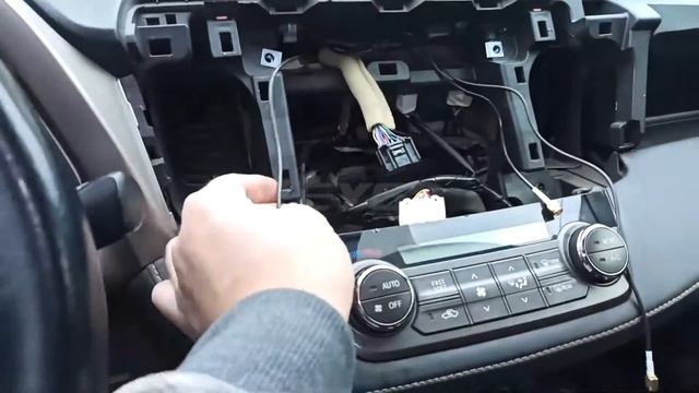 Установка магнитолы Teyes на Toyota Rav4 2012-2018