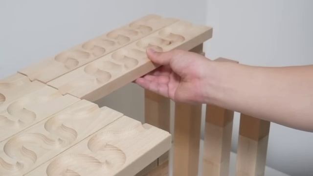 Разноцветные  веселые шарики для малышей.