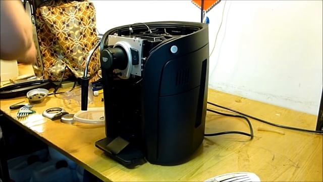 Разборка кофемашины Saeco Odea black