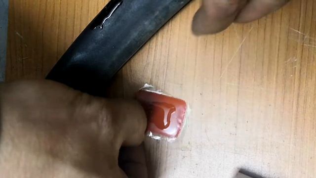 Как быстро заклеить камеру латкой Red Sun