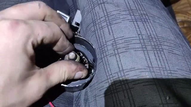 Не работает печка ВАЗ классика 2107 (неисправность моторчика, сгорает предохранитель)