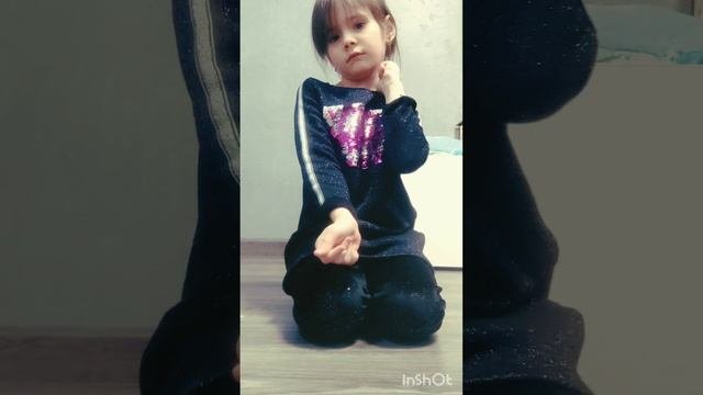 Танец Wednesday.mp4