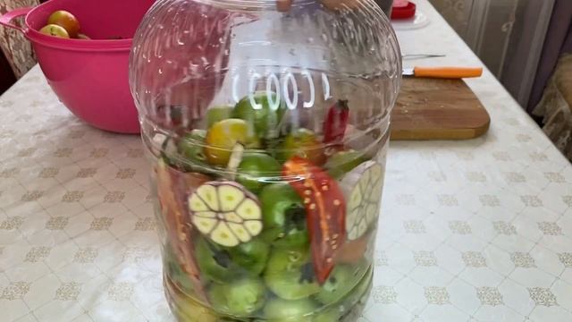 Рецепт зелёных помидоров! Самый простой и легкий рецепт!Как солить зелёные помидоры.??