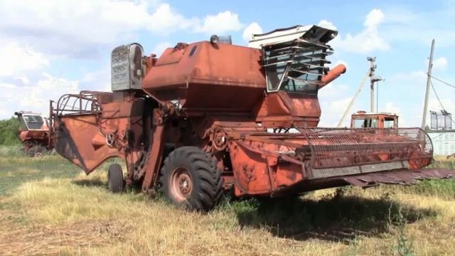 Незаменимый пахарь сельхоза! Лучший Советский комбайн это - Нива СК 5!