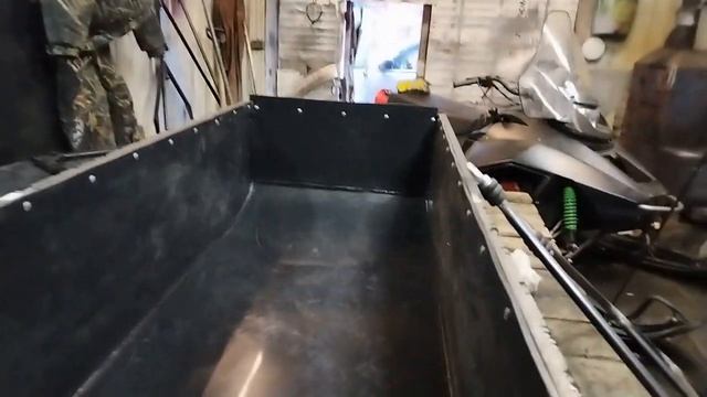 Изготовил сани из ПНД. пришел к окончательному варианту.