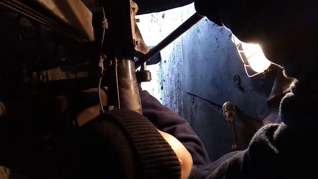 Ставим амортизаторы на L200