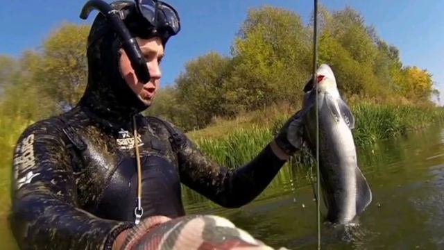 Рыбалка под водой