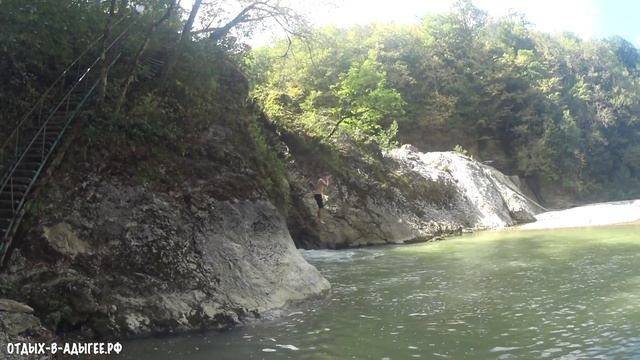 Отдыхаем в Адыгее. Сахрайский водопад Разлом.