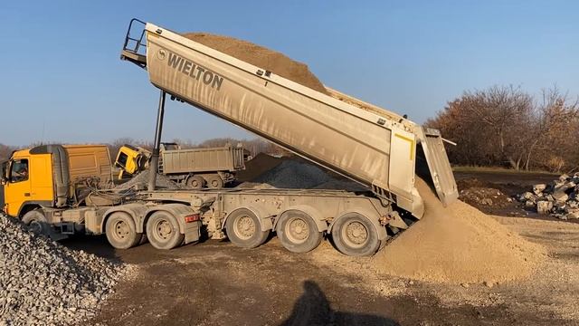 Разгрузка тонара, Wielton