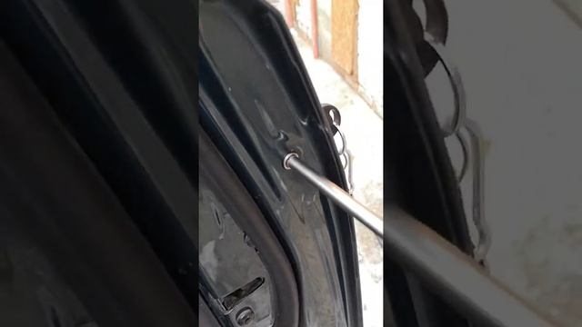 Замена личинки двери volkswagen polo 9n