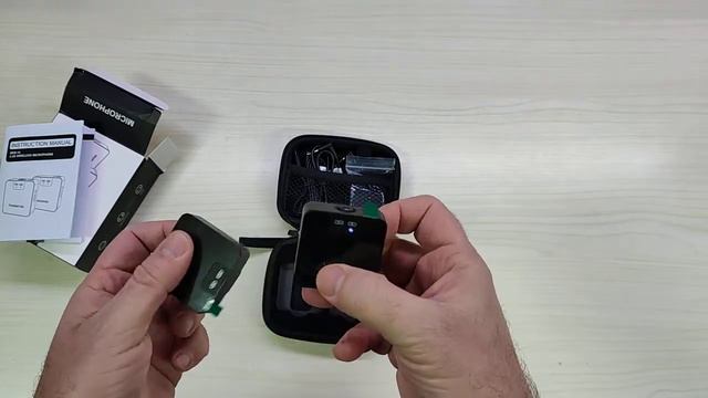 LOCOCO Microfono Lavalier Wireless, 2 4GHz Microphone Professionale