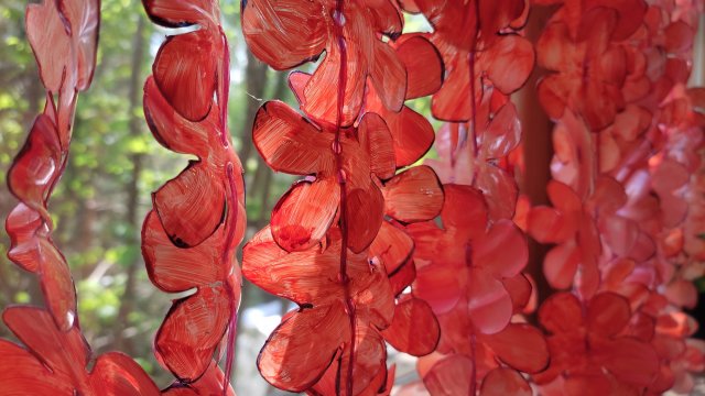 Штора из пластиковых бутылок: мастер-класс "Сакура" | Поделки из пластиковых бутылок