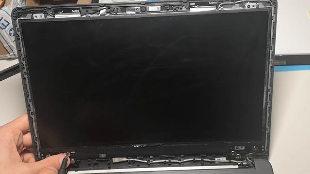 Как заменить матрицу ноутбука. Замена экрана на ноутбуке.
