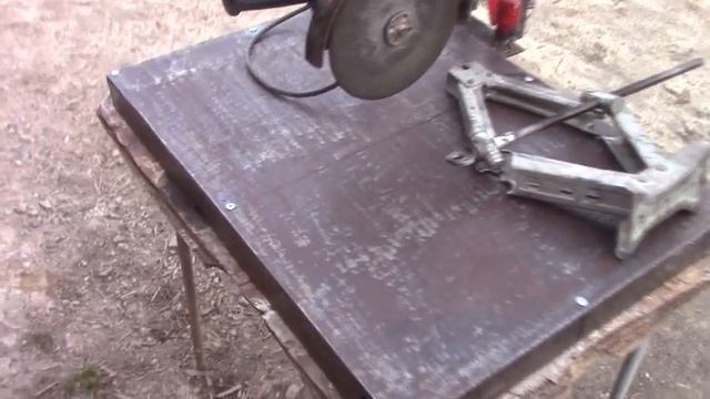 стойка для болгарки с протяжкой