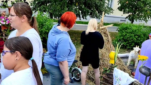 Праздник цветов и благоустройства „Зелёный город“.