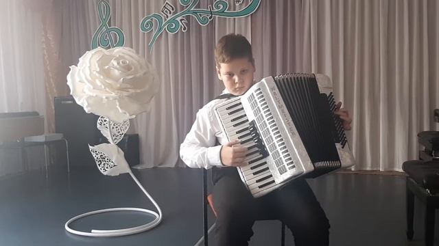 Волков Макар аккордеон соло Шулешко "Качели"