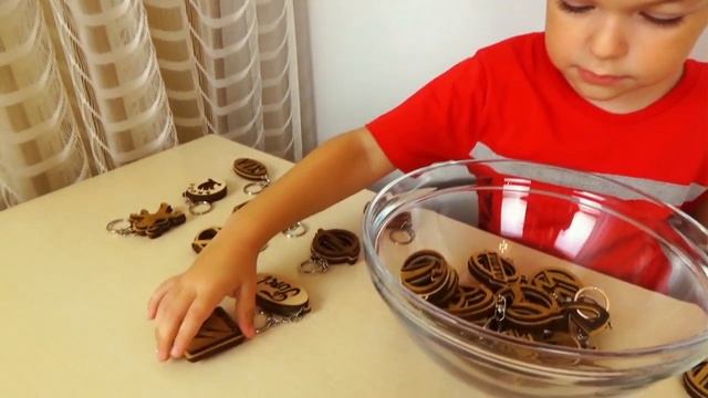 Марки автомобилей для детей Учим логотипы машин с Егором
