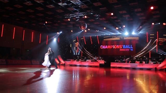 Champions Ball 2016. Showcase: Максим Гусев и Дарья Муксинова
