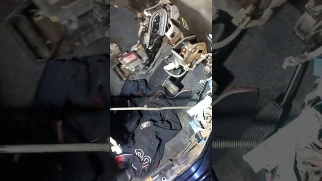 Хонда Фрид.замена радиатора отопителя.