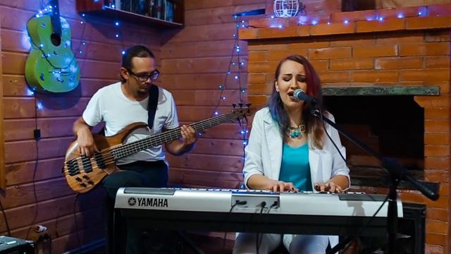 Наталья Анформи / музыкант / певица / автор-исполнитель / преподаватель современного вокала