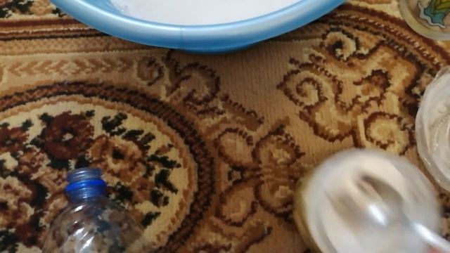 Не ПОКУПАЙТЕ больше  ВАНИШЬ для ковров,Это средство НАМНОГО лучше...