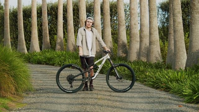 2022 Canyon Spectral AL 6 Bike Check | My Experience Buying from Canyon