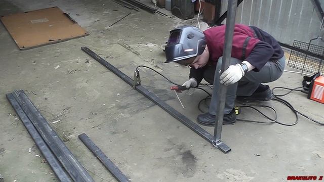 Мангал своими рукам с крышей, топкой, подказанником (Часть 1)