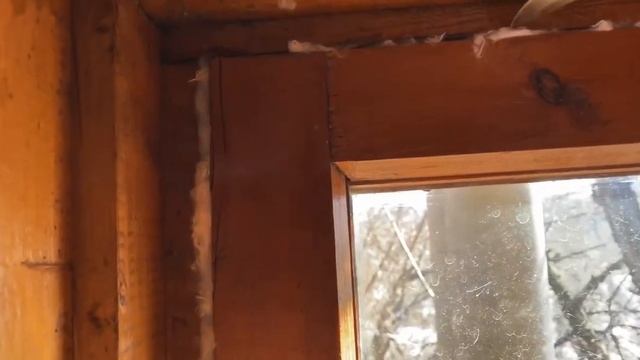 Как утеплить старые деревянные окна  на зиму, за 10 минут.  чтоб не дуло. За копейки, дёшево.